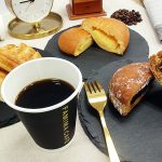 ファミリーマート 新モカブレンド登場! FAMIMA CAFÉ 史上最も香り高い1杯が130円、コーヒーあん&ホイップドーナツも同時発売!