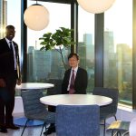 コリアーズ ジャパンの新本社オフィスは絶景&快適! 皇居が一望できるフリーアドレス空間、多様なプロフェッショナル社員+100人増員に向けて整備