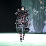 渋谷ファッションウイーク2023春「SHIBUYA RUNWAY」 100年目の文化服装学院 学生作品とAIビジョンの連動表現が圧巻! 東急電鉄も協力する春の超最新シブヤコレクションを一挙紹介!