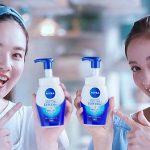 谷まりあ&筧美和子が「ニベア クリアビューティー弱酸性泡洗顔 皮脂すっきり」動画で どぶろっくネタを美しくアップデート! 超ロングインタビューで普段の性格や衝撃事実も明らかに!