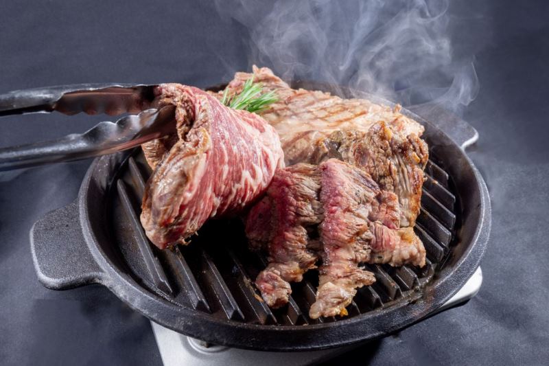 四谷三丁目駅･徒歩2分 大人気のブランド肉の無限食べ放題企画が4/1スタート！ 仙台駅の系列店では4/6～ <駅近グルメ>