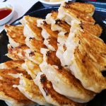 auスマートパスプレミアム でウエルシア 餃子の王将 サンドラッグ スシロー の100円割引クーポンをゲットだ! au PAY 限定、4~5月 週替わりでプレゼント!