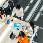 Z世代の半数以上が ChatGPT に肯定的「賃金下がっても週休3日」「仕事のやりがいより生活重視」あしたメディア by BIGLOBE 調査で判明