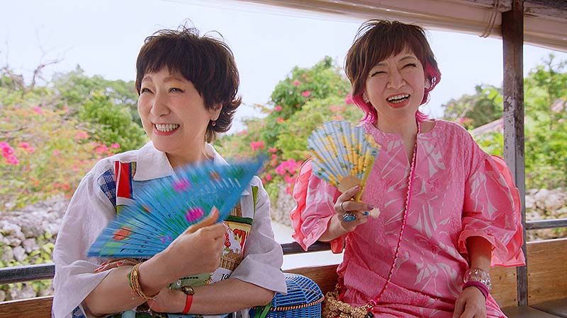 レディースアートネイチャーオーダーメイドウィッグ フィーリン 新CMで森山良子＆清水ミチコが竹富島へ！ 汗ばむ夏の陽気でもかんたん快適に |  tokyo chips