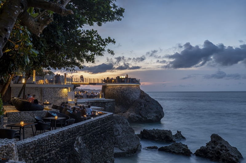 バリ島の人気ホテル「アヤナエステート」が提案する“親子海外旅行”の楽しみ方！！