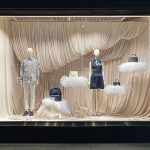 9月オゾン層保護対策推進月間に注目集まるトーマネ和紙製マネキン Waltz ワルツ、超軽量&脱プラスチックで労働環境を革新! 有機溶剤不使用&高リサイクル性で業界を変革