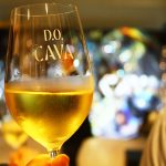 スペイン大使館 CAVA DISCOVERY MUSEUM でスペイン産スパークリングワイン CAVA の世界と歴史を体感! 10/5まで入場無料で開催、各日先着50名は試飲も!