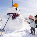 ユニクロ ヒートテックで冬開き! 11/19まで横浜店で楽しいウォームシェア企画展開中、 全国店舗で購入者1110人にJCBギフトカード3000円ぶん当たるチャンスも!  HEATTECH は冬の生活に寄り添い続けて20年