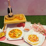 ドミノ・ピザから春の新作、チーズたっぷりもっちり甘い「さくらピザ」3月4日発売！台場店は「シャンドン」と期間限定コラボ、店内でお花見も楽しめる！？
