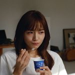 森永乳業プロテイン10.2g「ギリシャヨーグルト パルテノ」新TVCM で 川口春奈 が実感「普通のヨーグルトには戻れない」ヨーグルト成分を3倍濃縮、濃密食感と濃厚クリーミーなおいしさ、プロテイン10.2g 含有