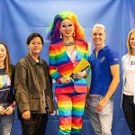 Booking.com ブッキング・ドットコム_ LGBTQ+ について学ぶホテル向け「Travel Proud」プログラム日本語版を提供開始、無料オンライントレーニング「Proud Hospitality」で認証取得