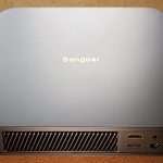 Dangbei Atom ダンベイ アトム Google TV 搭載 超薄型スマートレーザープロジェクターを連休中に使って実感「テレビやモニタを観る時間を超えるかも」