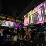 横浜西口エリアの夜が四角いキラッキラナイトに! ヨコハマイルミナスクエア 11/13~2/14 開催 駅前広場や川沿いがぜんぶ夜キラフォトスポットに