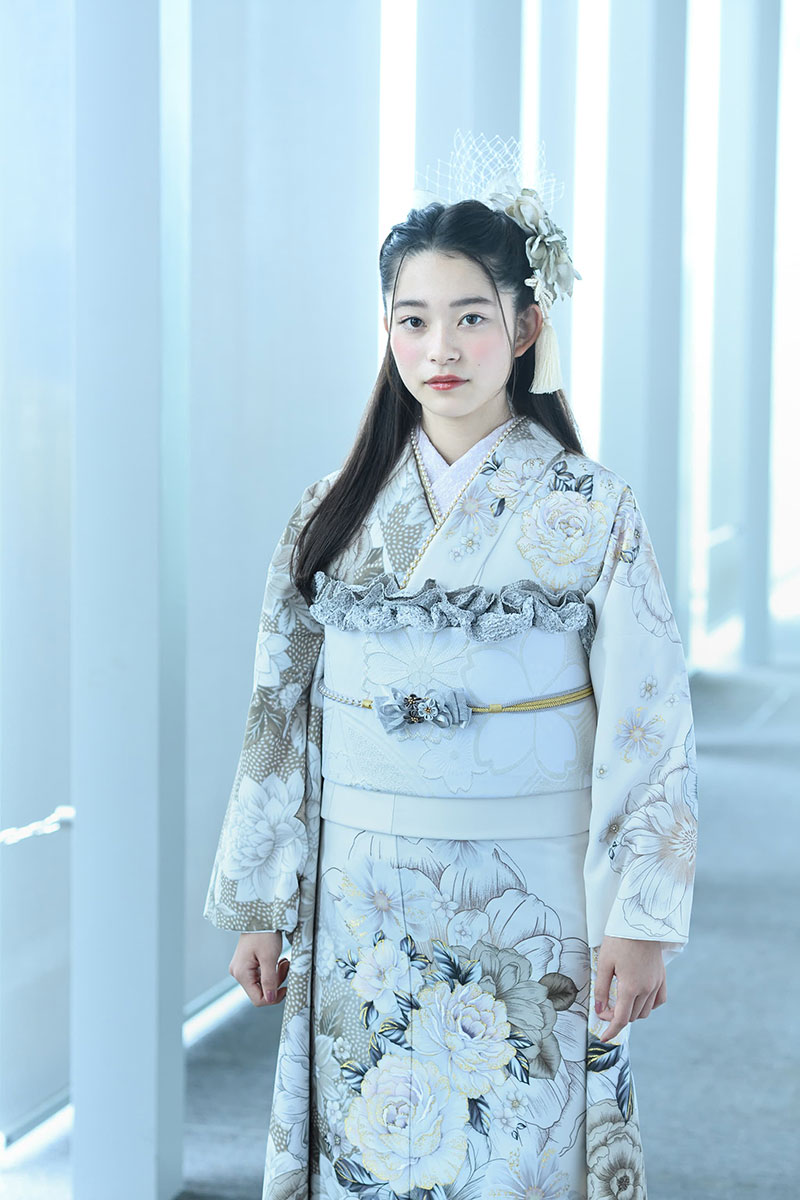 ばびぼり様【9/16まで】 振袖 黒 白 モダン 成人式 前撮り C621 スタジオアリス 成人式振袖レンタル＆前撮りパック「ふりホ