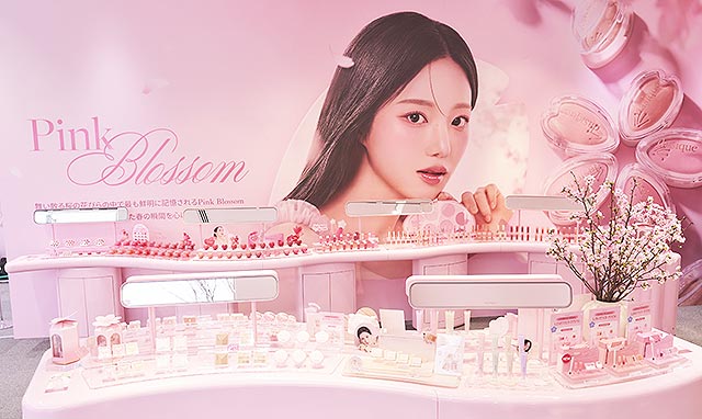 最新韓国コスメまとめ売り(ピンク系)20点以上 韓国コスメ「dasique Pink Blossom」3/6～3/30 ＠東京 表参道