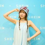 SHEIN 2025 夏シーズンモデル SAY MY NAME HITOMI 本田仁美 コラボモデルがめっちゃかわいくて大注目♪ 3Dフラワーやゴシックなど日韓トレンド最新20コーデをチェック! クーポンやプレゼントもいろいろ