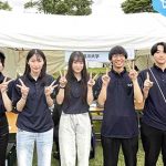 玉川学園 玉川大学の緑豊かなキャンパスが“地球環境保全の学び場” 学内の間伐材と工学部の最新技術を組み合わせた体験イベントに親子の行列 リアルな共感を育む独自人材育成の場に
