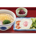 【なか卯】新定番!「はいからうどん&ベーコンエッグ」朝食が7/24登場!290円~の絶品朝ごはんも続投!
