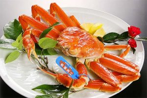 島根県 隠岐松葉ガニ はいまが旬！ 隠岐の島を旅して味わっても◎ ふるさと納税でも◎　隠岐プラザホテル 特別宿泊プランで甘みのある繊細な身と濃厚なカニ味噌をいまこそ堪能☆