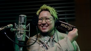 こっちのけんとが「チョコレートは明治♪」を歌唱！明治ミルクチョコレート発売99周年企画「Melody of meiji」に登場！次は森高千里、新浜レオンにバトンを繋ぐ