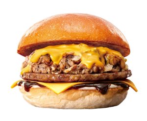 とろりとした濃厚なチーズと香ばしく焼き上げた牛肉の旨み……ロッテリア「フィリーチーズステーキバーガー」が今年も登場！2月4日から期間限定