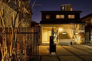 ポラス中央住宅 ことのは越ヶ谷 販売開始　旧日光街道沿い敷地251平米 2棟分の広さと空間　唯一無二の贅沢な1棟　宿場町の歴史と文化に調和する最新邸宅