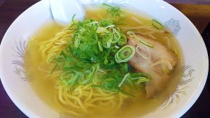 島根県 松江を旅するならココも◎ 宍道湖の水面沿いにある絶景ラーメン☆ 松江伊勢宮 元祖屋台の絶品ラーメンをゆっくりズズズ…シアワセ時間♪ 一畑電車で行くもよし国道431号ドライブもよき